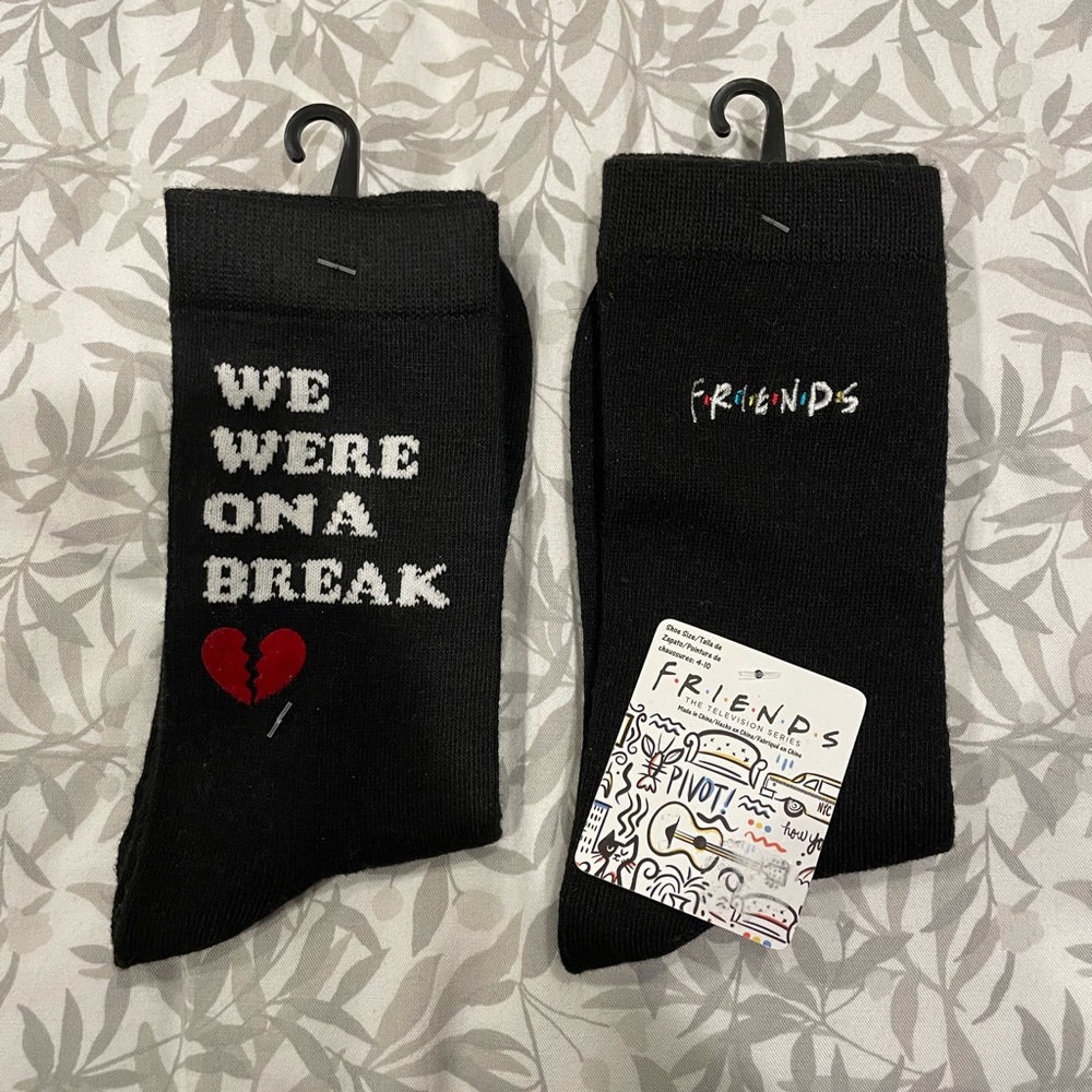 FRIENDS BUNDLE socks
